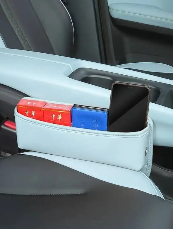 Органайзер между сиденьями Lixiang L6, L7, L8, L9, белого цвета