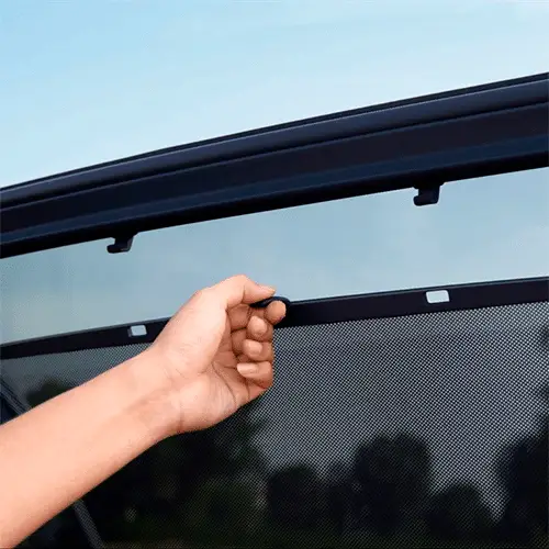 Оригинальные шторки заднего ряда Lixiang L6