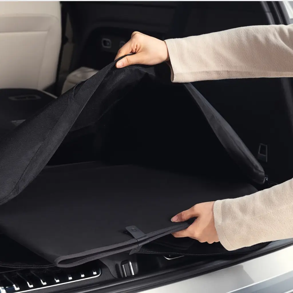 Оригинальные шторки "Блэкаут" Lixiang L6